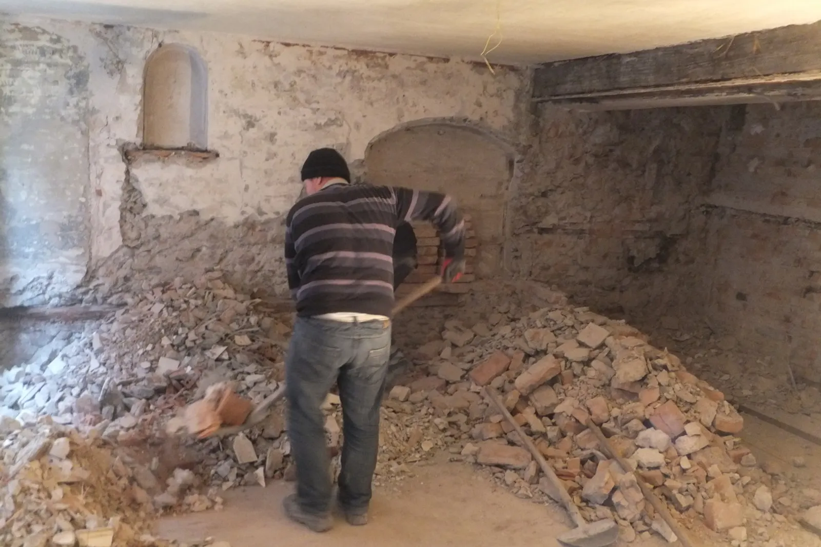 Wohnungssanierung im Altbau, Tirol